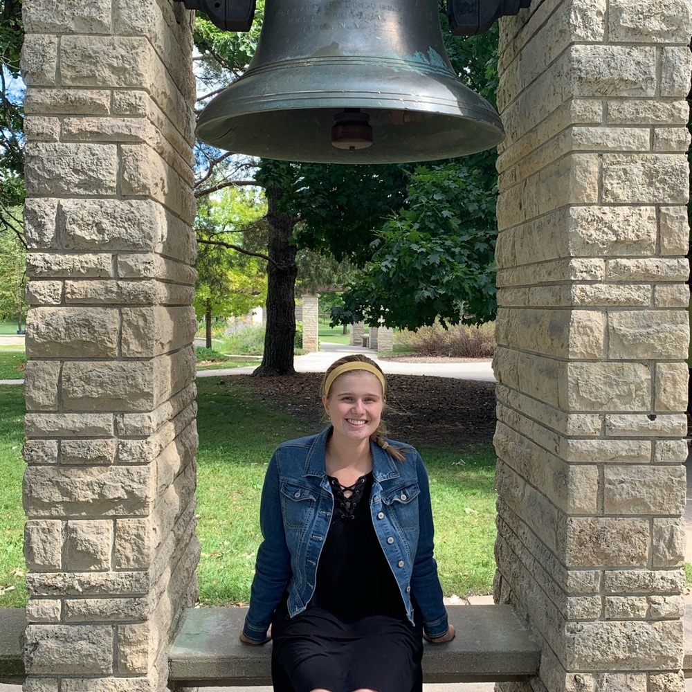 Meet your Posher, Elise!